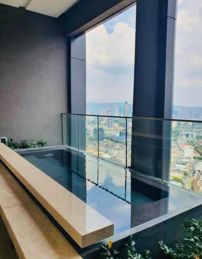 Bbcc Apartments At Lucentia Kuala Lumpur Zewnętrze zdjęcie